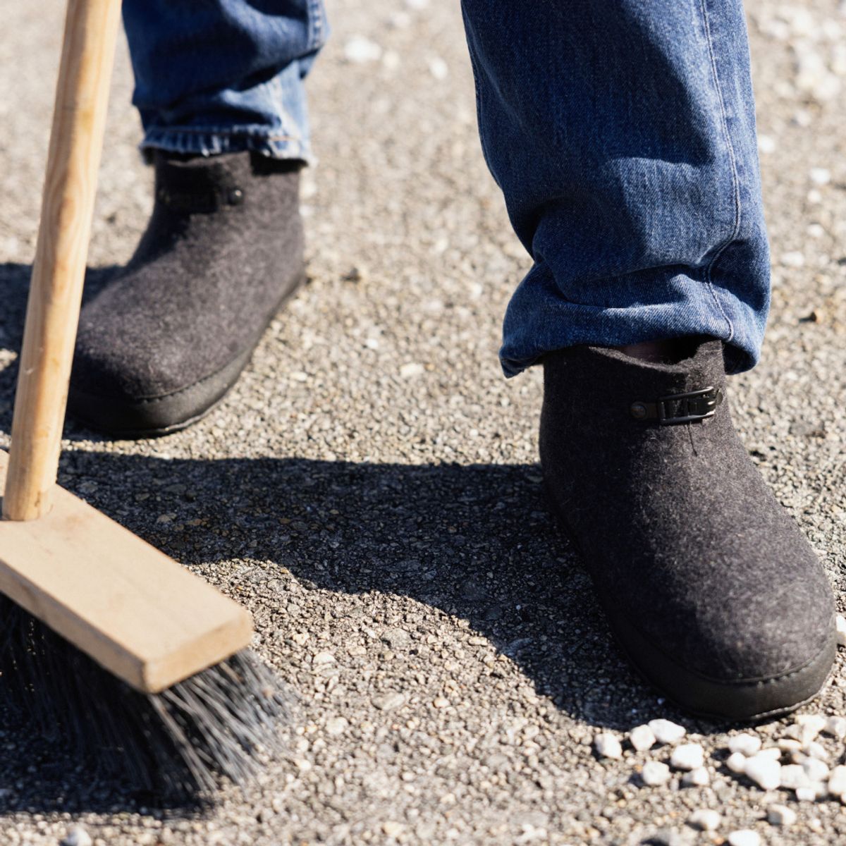 Haus Rough - Charcoal